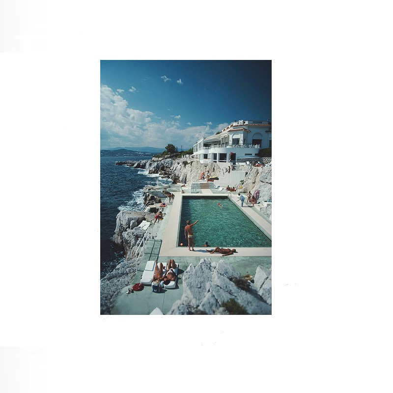 Retro Poolside Host Luxury Lif – Luxury Lifestyle Pictures recenzja i cena